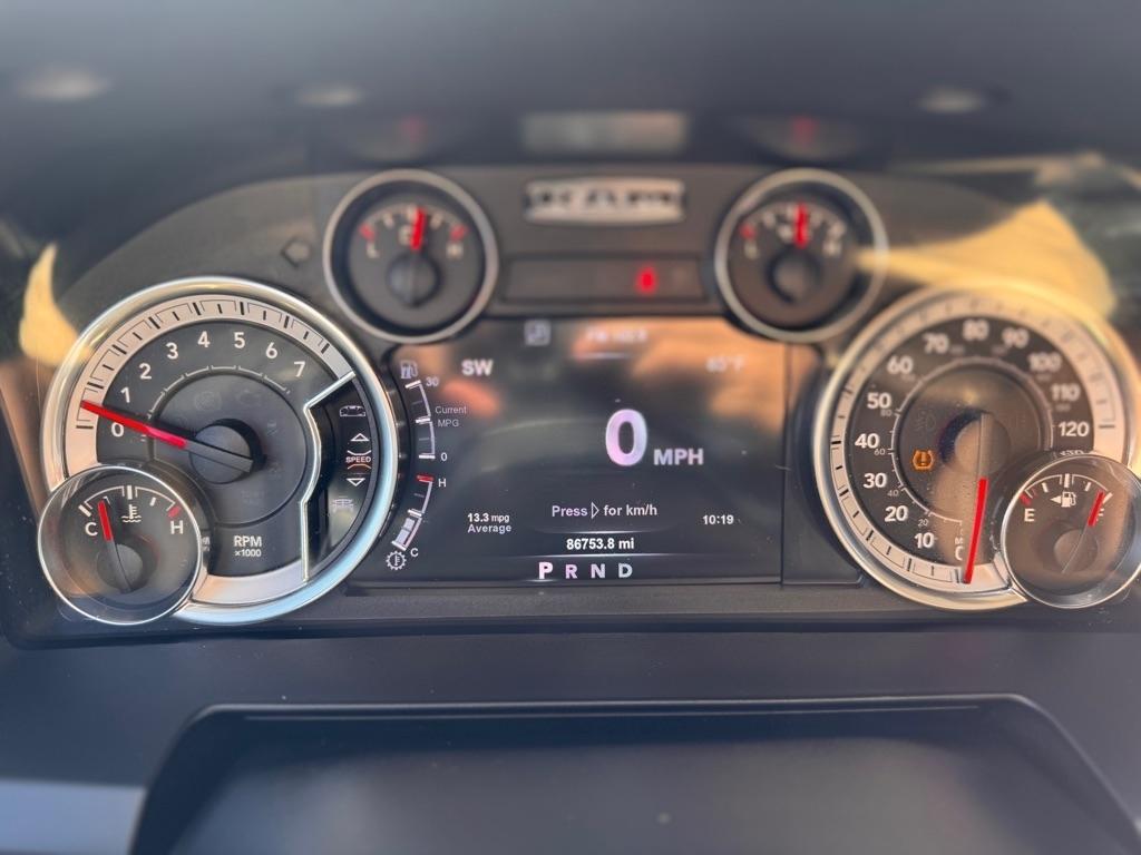 RAM 1500 Laramie Crew Cab SWB 4WD 2017