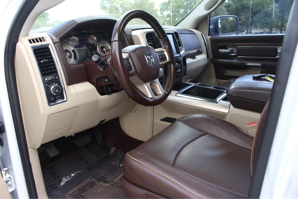 RAM 1500 Longhorn Crew Cab SWB 4WD 2015