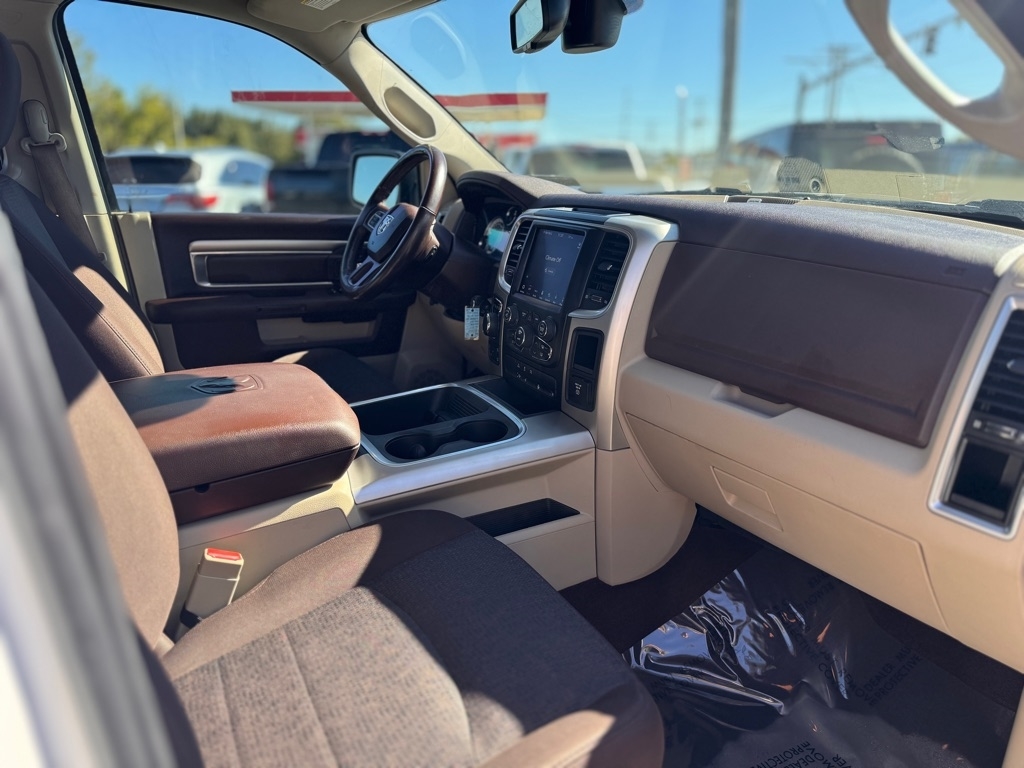 RAM 1500 SLT Crew Cab SWB 4WD 2018