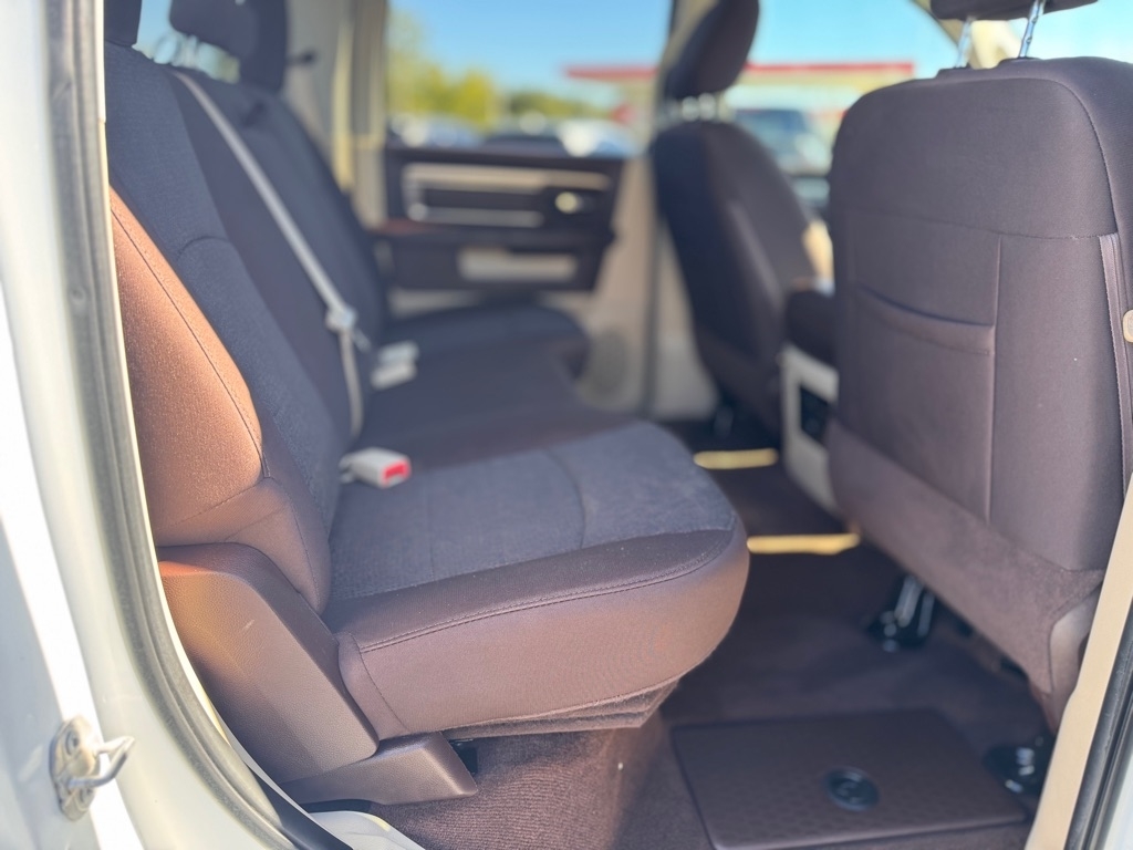 RAM 1500 SLT Crew Cab SWB 4WD 2018