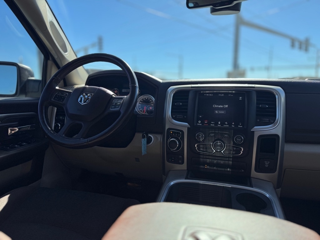 RAM 1500 SLT Crew Cab SWB 4WD 2018