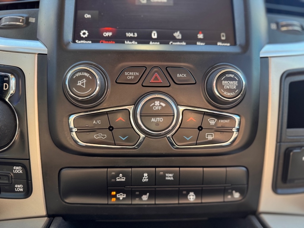 RAM 1500 SLT Crew Cab SWB 4WD 2018