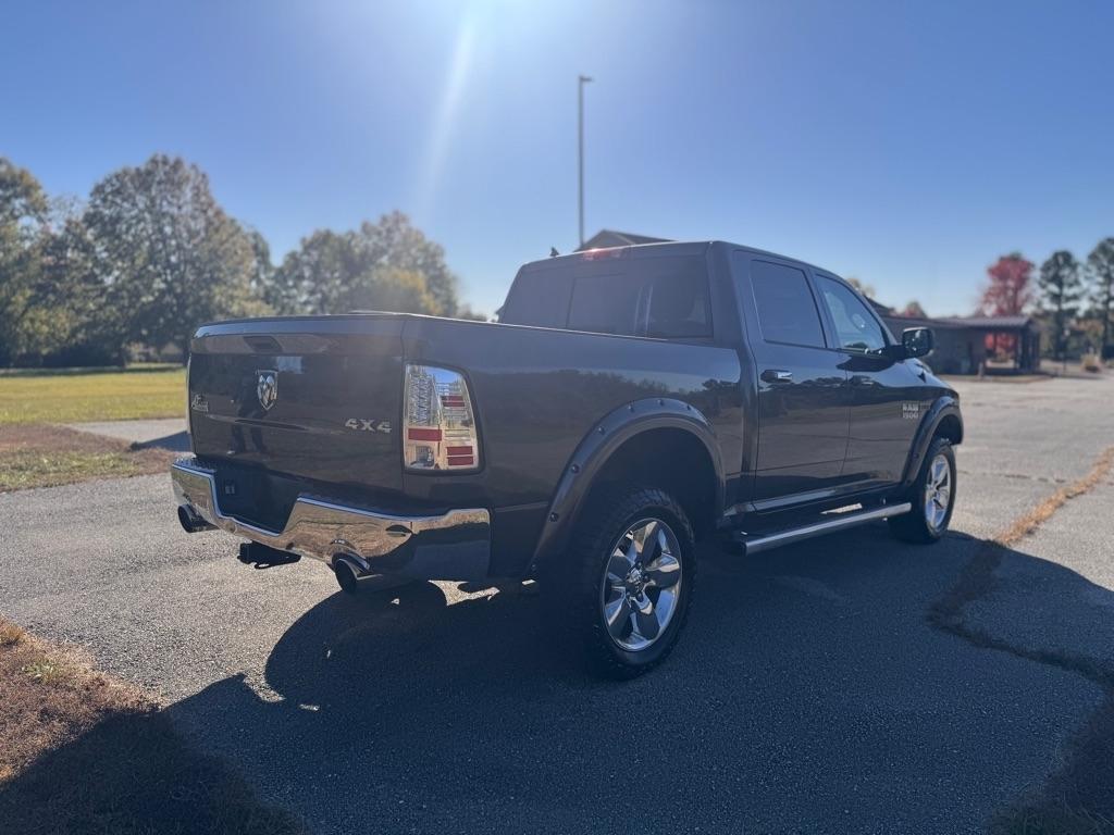 RAM 1500 SLT Crew Cab SWB 4WD 2015