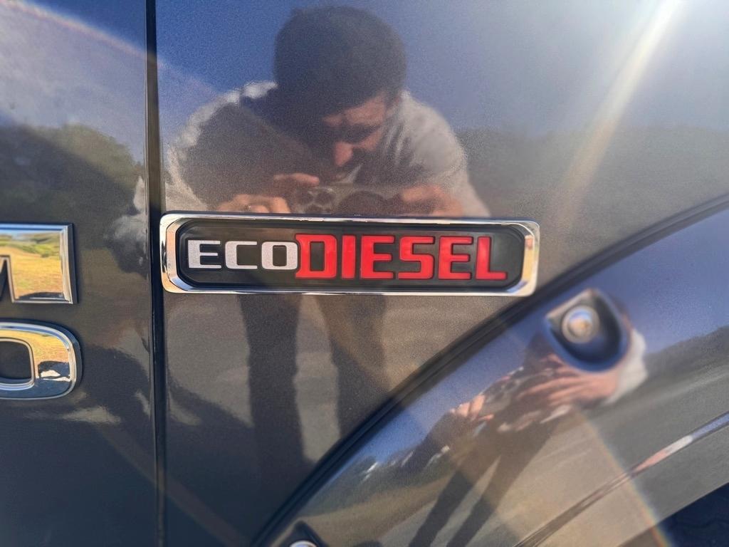 RAM 1500 SLT Crew Cab SWB 4WD 2015