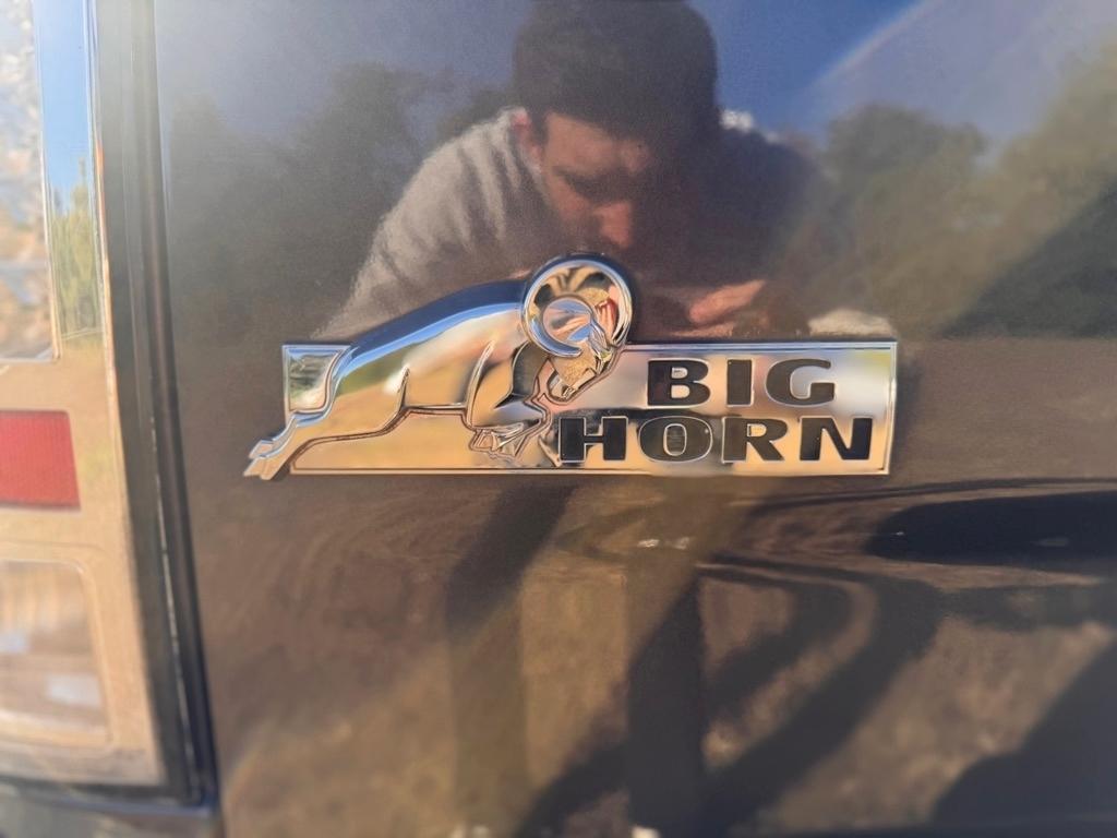 RAM 1500 SLT Crew Cab SWB 4WD 2015