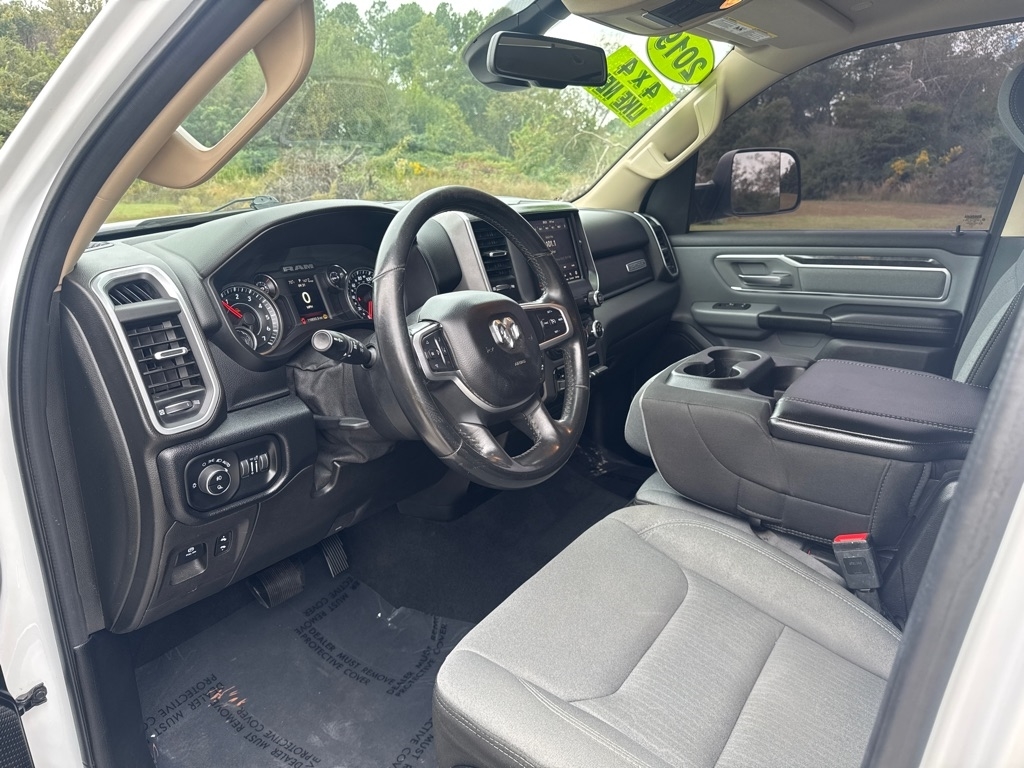 RAM 1500 Big Horn Crew Cab SWB 4WD 2019