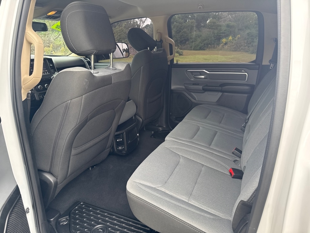 RAM 1500 Big Horn Crew Cab SWB 4WD 2019