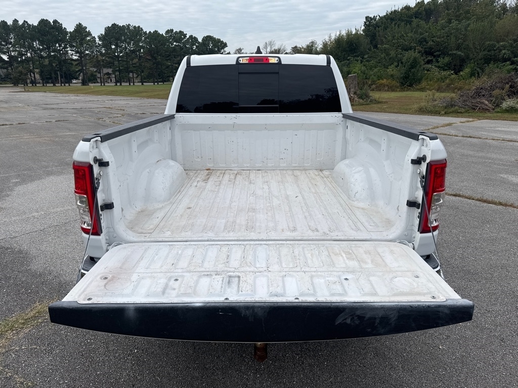 RAM 1500 Big Horn Crew Cab SWB 4WD 2019