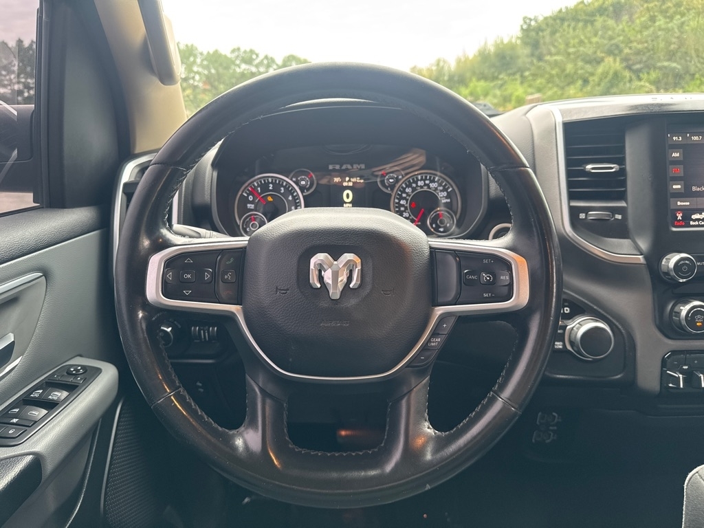 RAM 1500 Big Horn Crew Cab SWB 4WD 2019