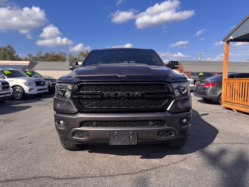 RAM 1500 Big Horn Crew Cab SWB 4WD 2022