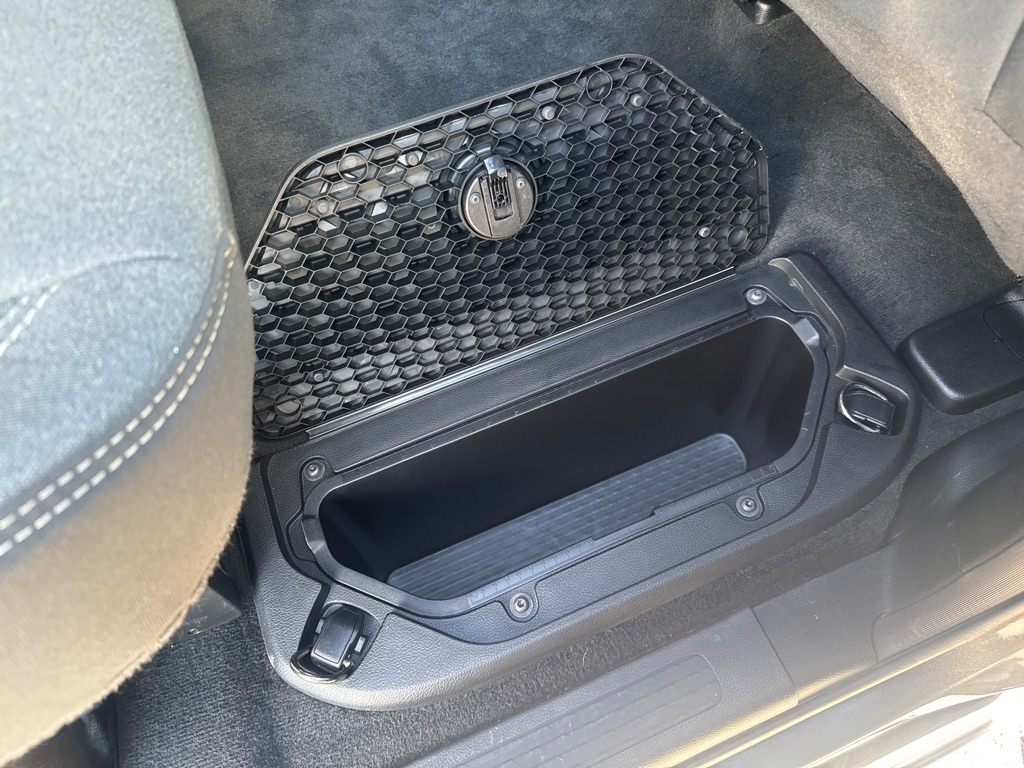 RAM 1500 Big Horn Crew Cab SWB 4WD 2022