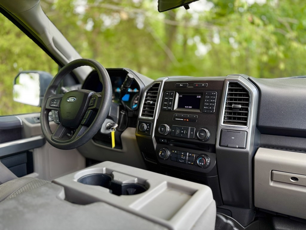 Ford F-150 XL SuperCrew 6.5-ft. Bed 4WD 2017