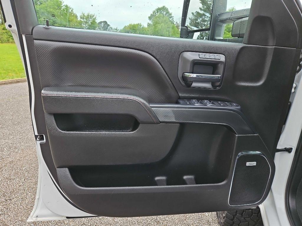 GMC Sierra 2500HD SLT Crew Cab 4WD 2019