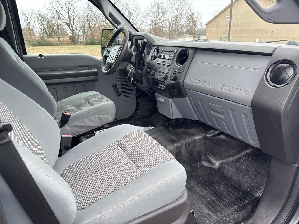 Ford Super Duty F-250 SRW XL Crew Cab 2WD 2015