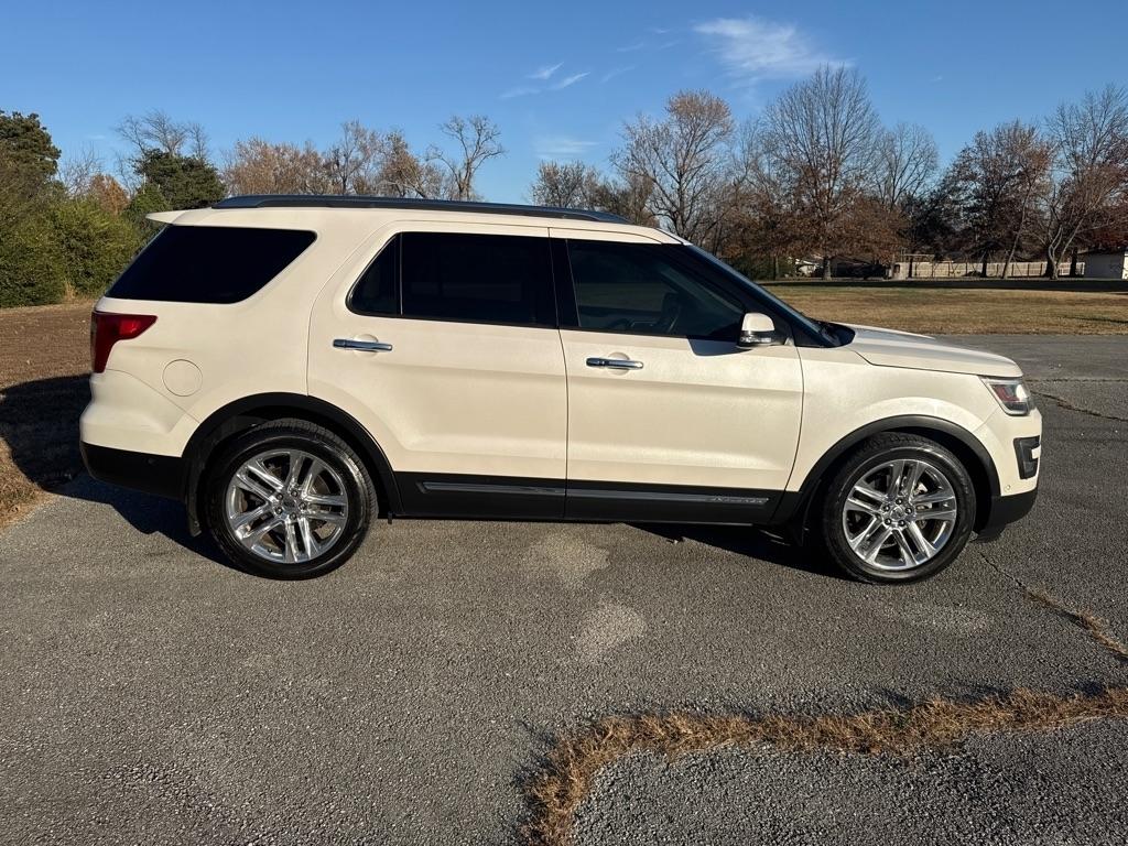 Ford Explorer Limited FWD 2016