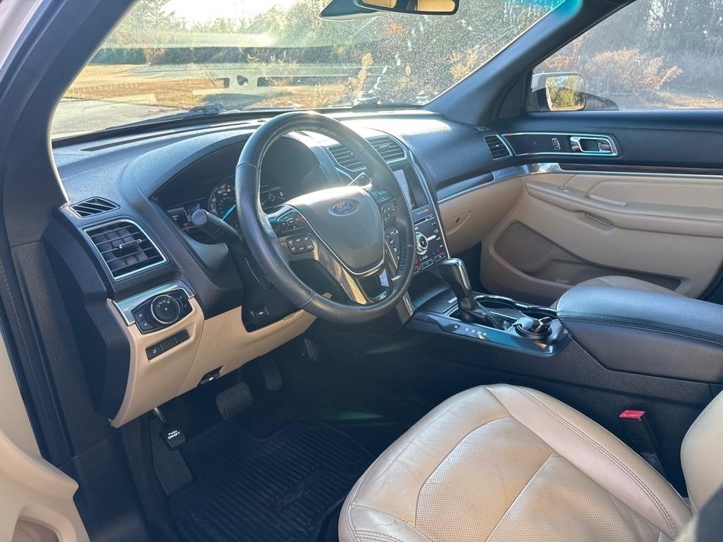 Ford Explorer Limited FWD 2016