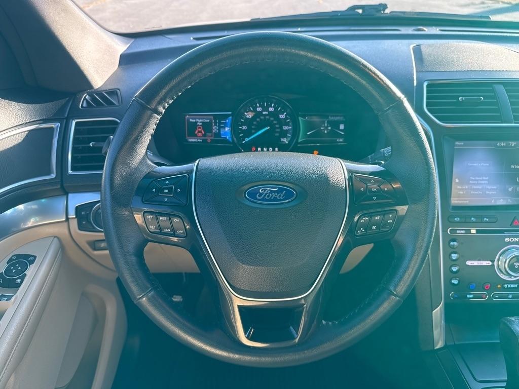 Ford Explorer Limited FWD 2016