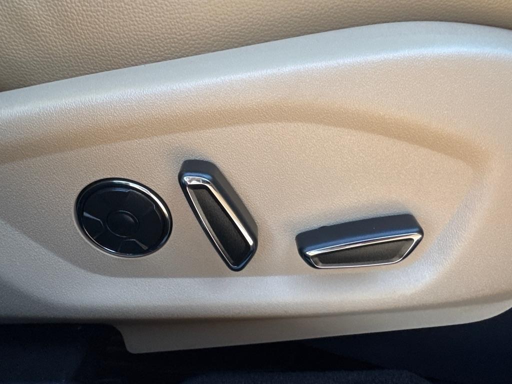 Ford Explorer Limited FWD 2016