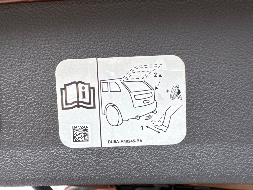 Ford Escape Titanium FWD 2017