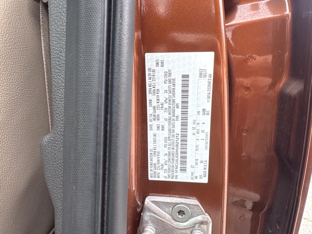 Ford Escape Titanium FWD 2017