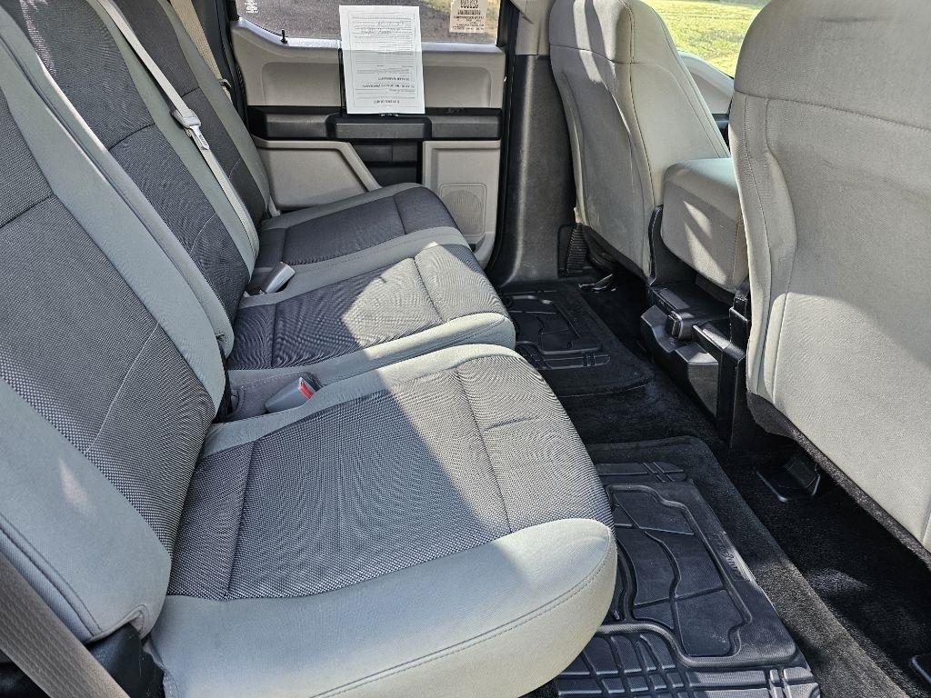Ford F-150 XL SuperCrew 5.5-ft. Bed 2WD 2016