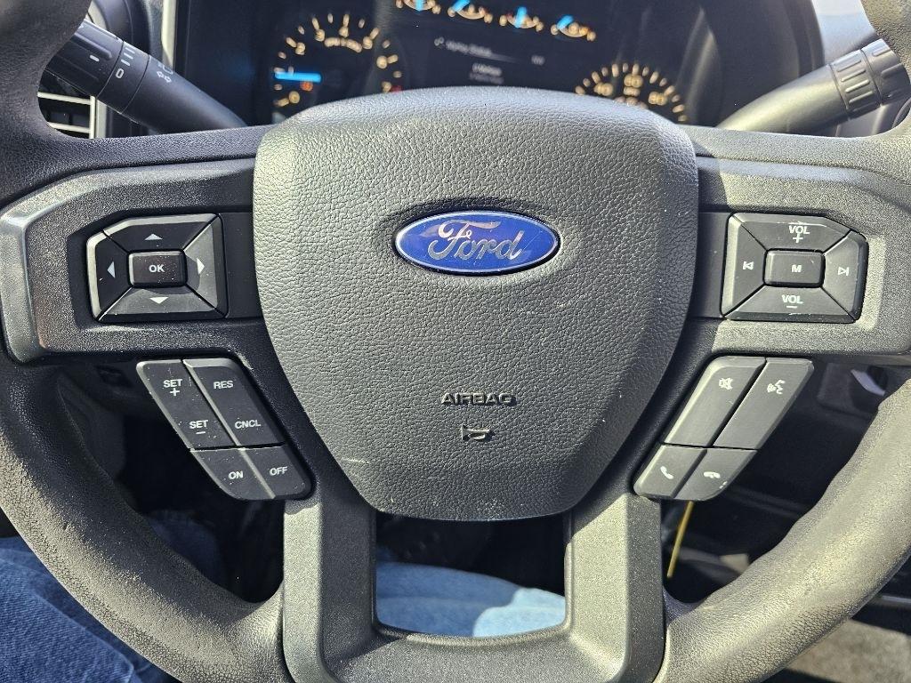 Ford F-150 XL SuperCrew 5.5-ft. Bed 2WD 2016