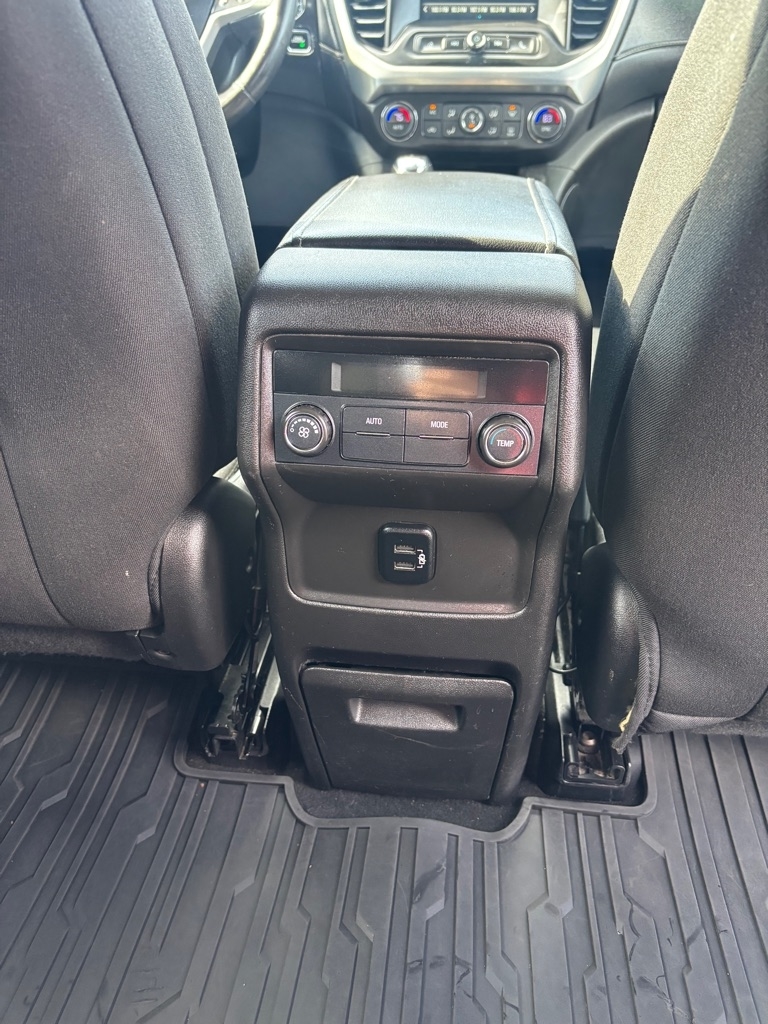 GMC Acadia SLE-2 FWD 2018