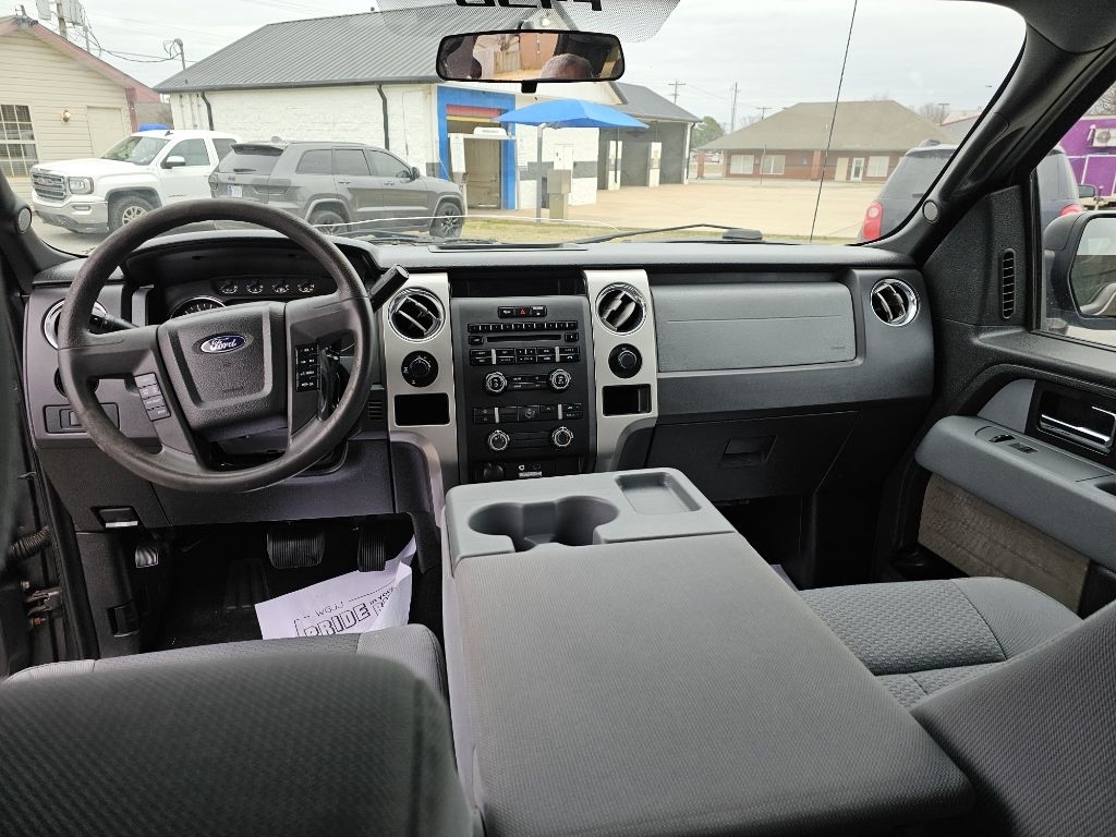 Ford F-150 XL SuperCrew 5.5-ft. Bed 4WD 2013