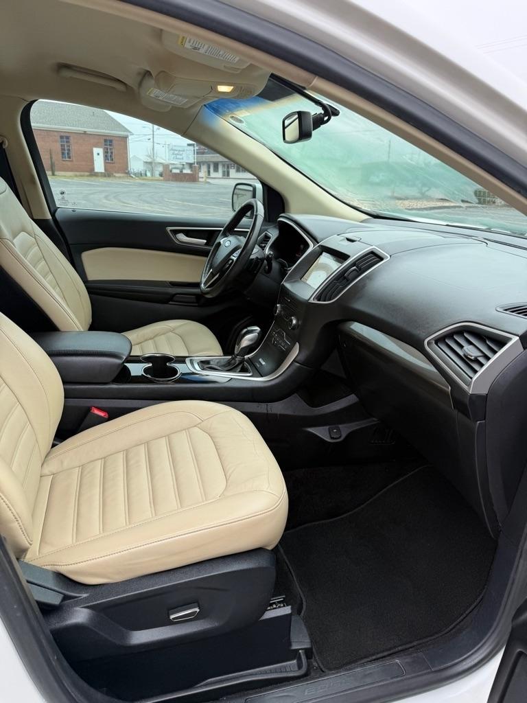 Ford Edge SEL FWD 2016