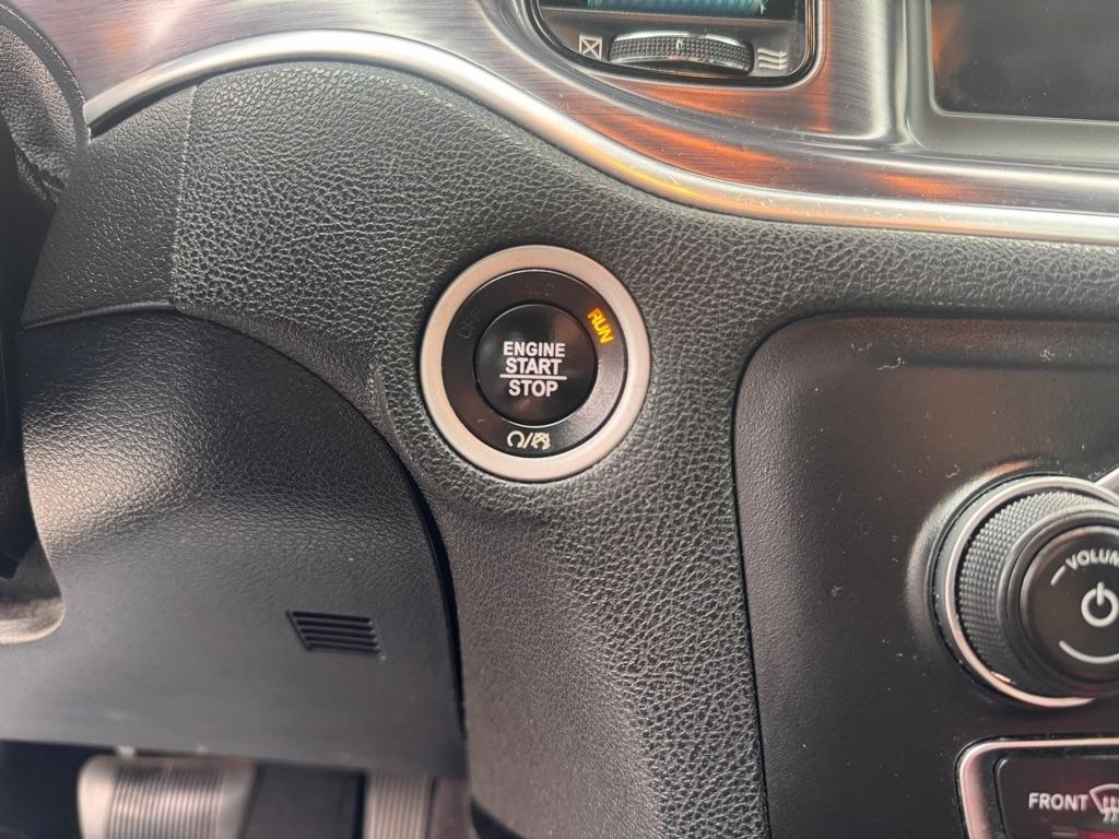 Dodge Charger SXT 2018