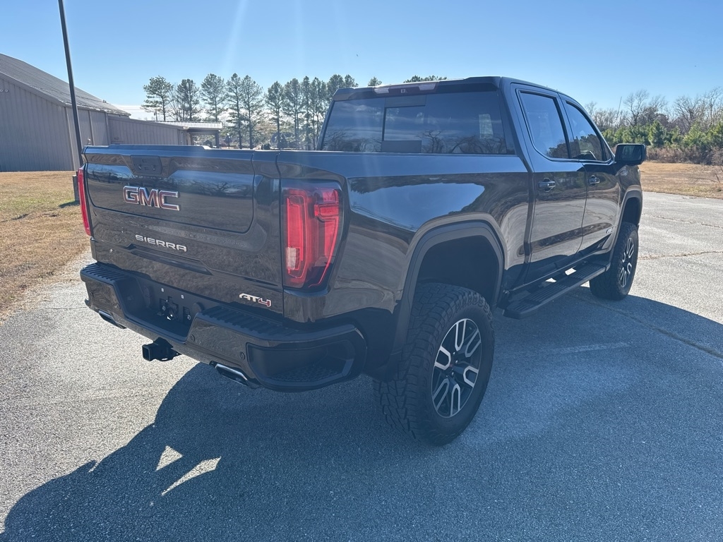 GMC Sierra 1500 AT4 Crew Cab Long Box 4WD 2019