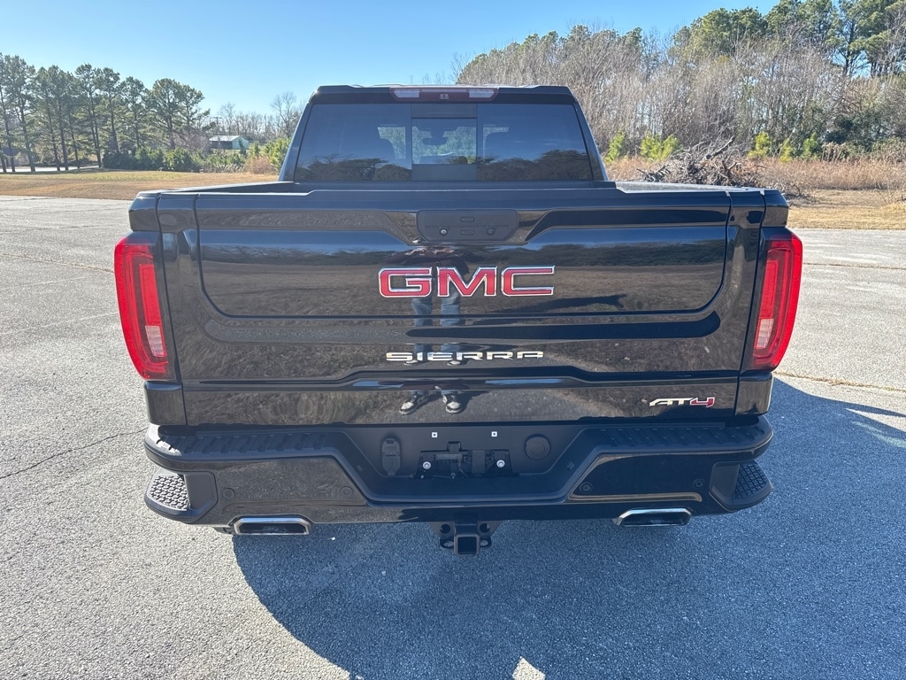 GMC Sierra 1500 AT4 Crew Cab Long Box 4WD 2019