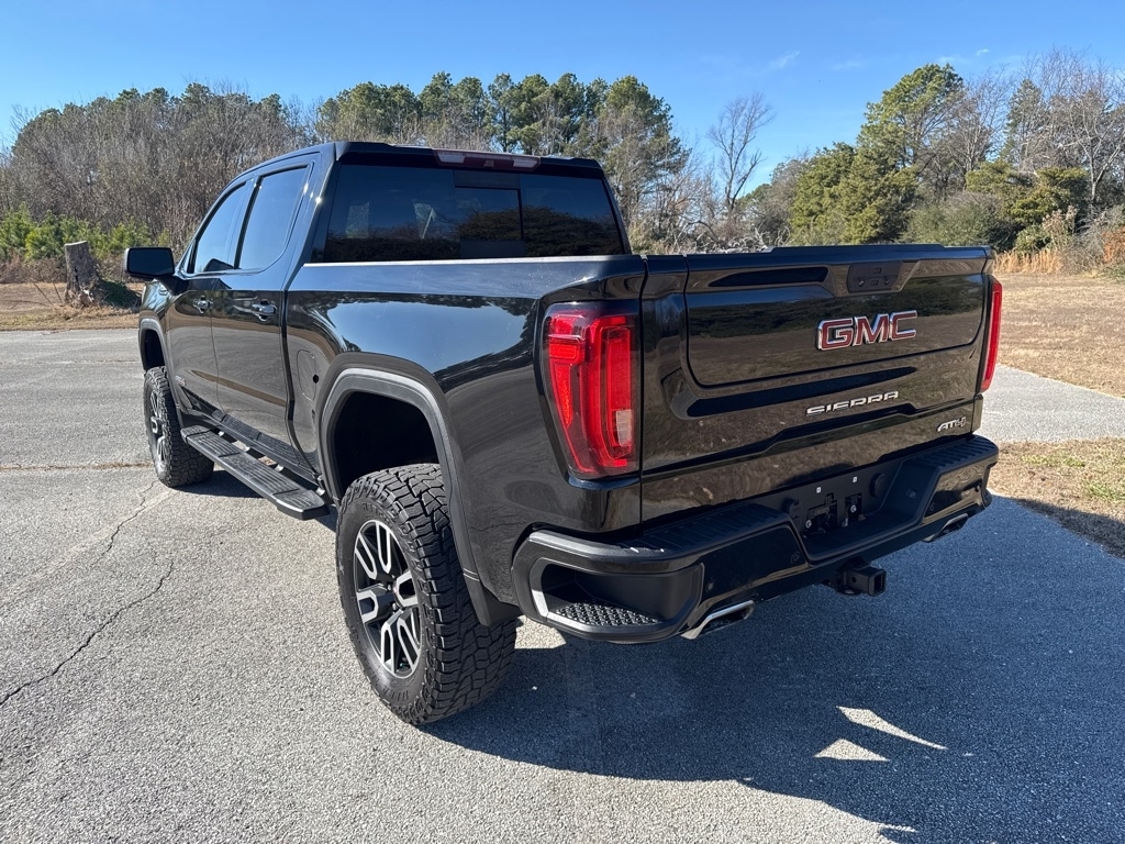 GMC Sierra 1500 AT4 Crew Cab Long Box 4WD 2019