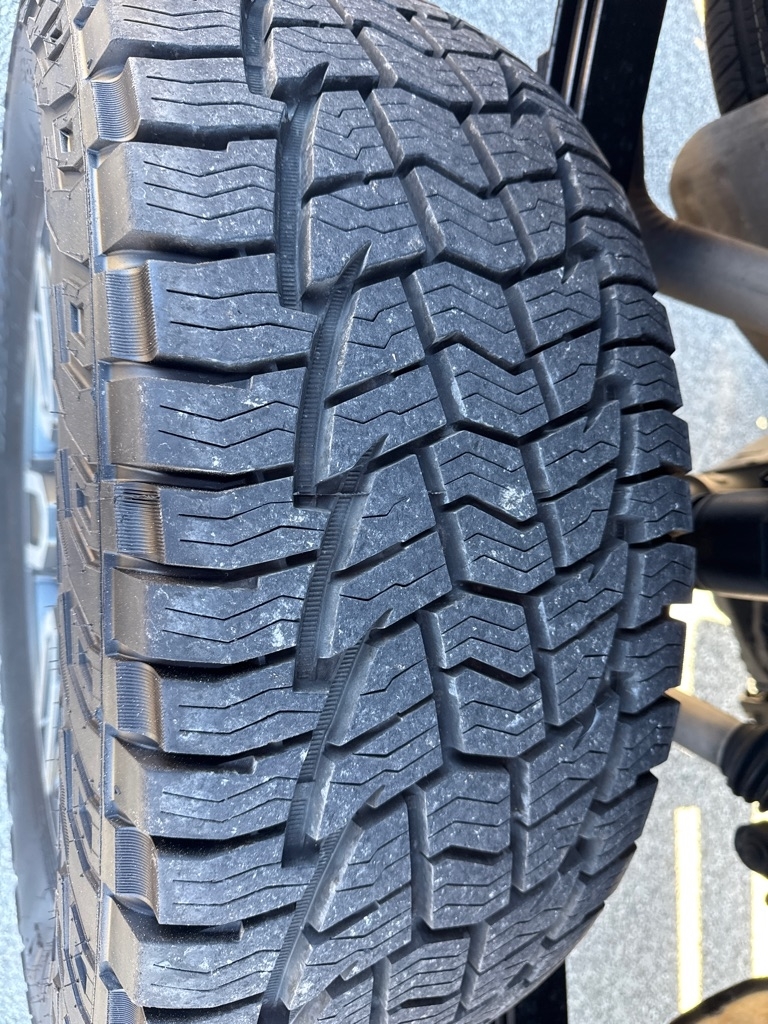 GMC Sierra 1500 AT4 Crew Cab Long Box 4WD 2019