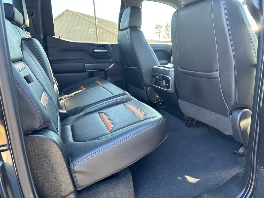 GMC Sierra 1500 AT4 Crew Cab Long Box 4WD 2019