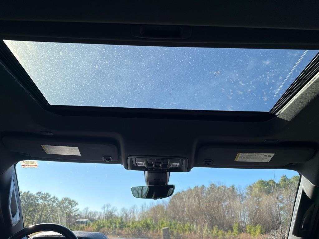 GMC Sierra 1500 AT4 Crew Cab Long Box 4WD 2019