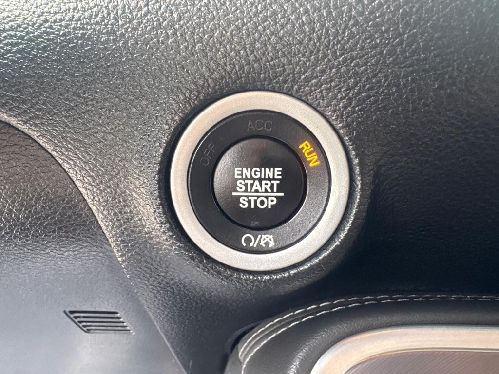 Dodge Challenger SXT 2019