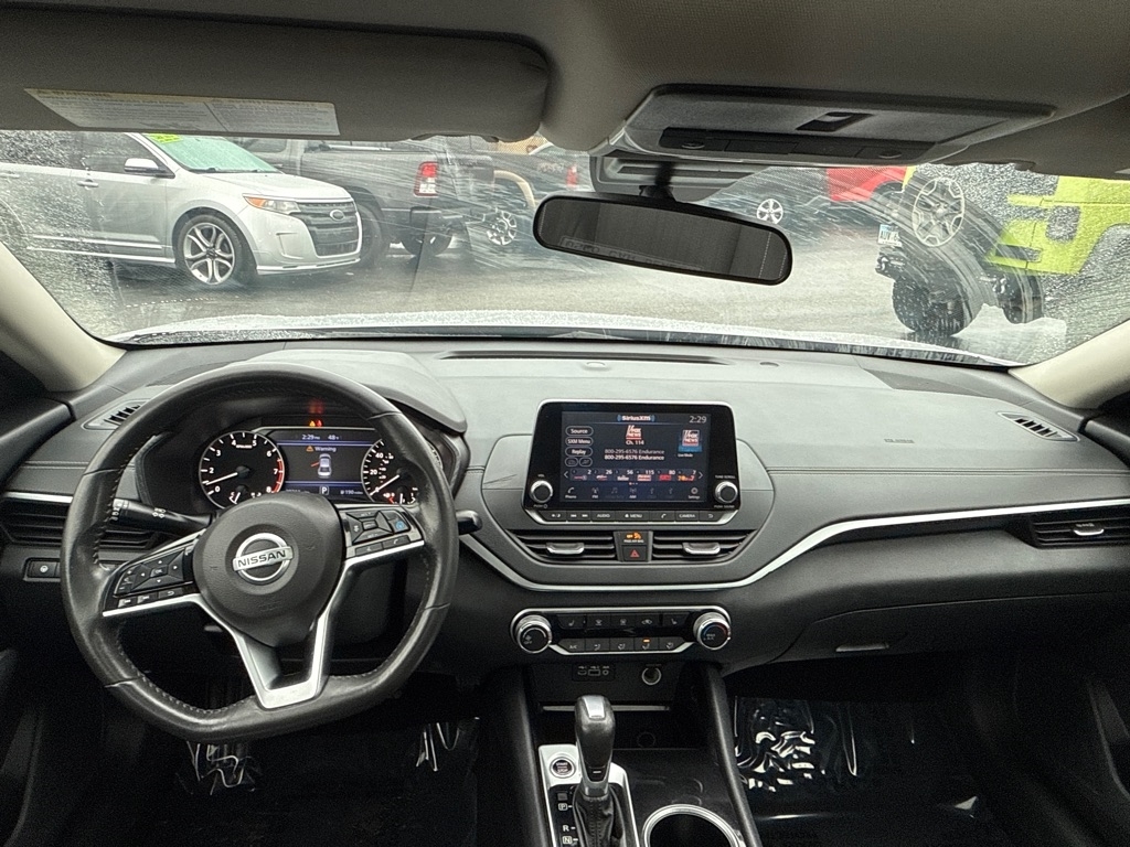 Nissan Altima 2.5 SV 2022