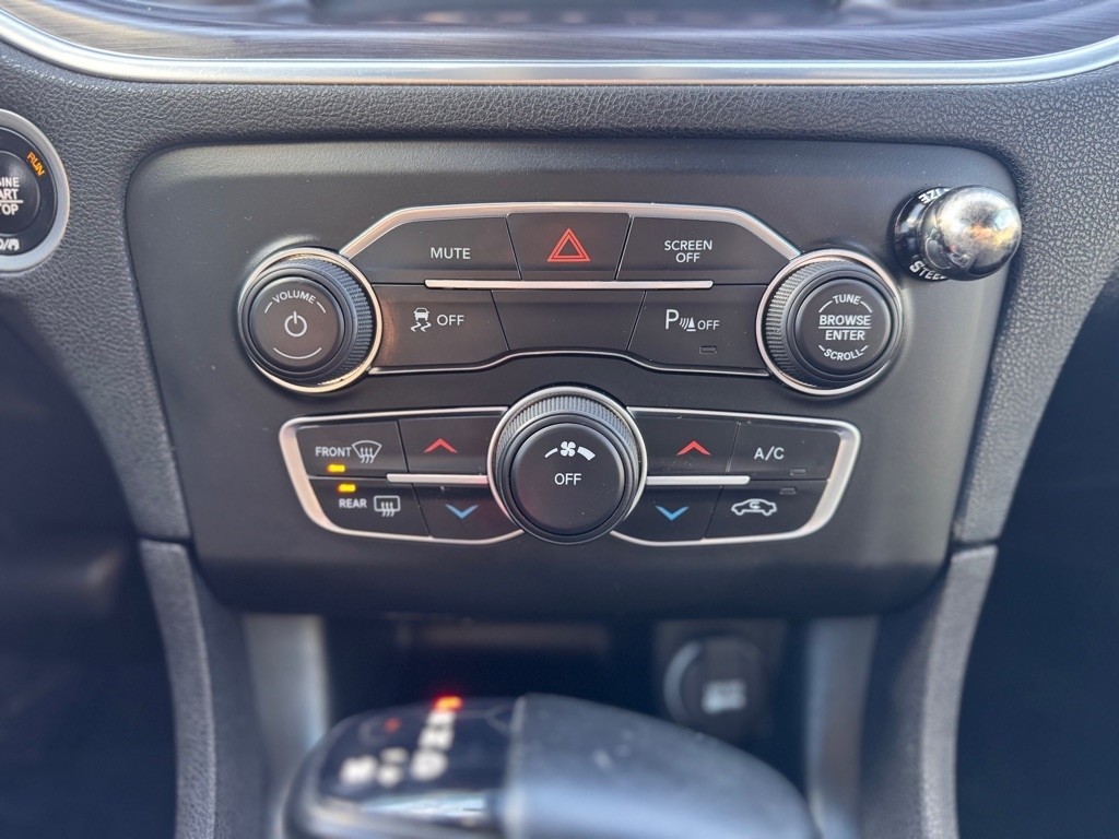 Dodge Charger SXT 2018