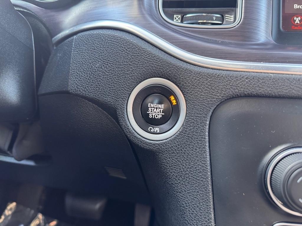 Dodge Charger SXT 2018