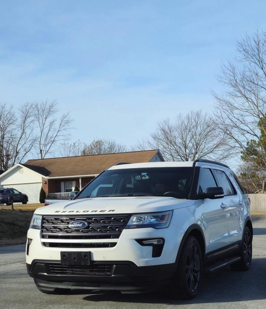 Ford Explorer XLT FWD 2018