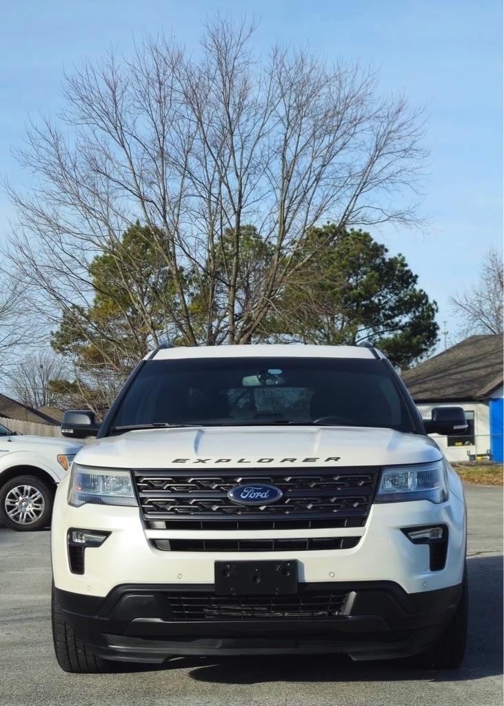 Ford Explorer XLT FWD 2018