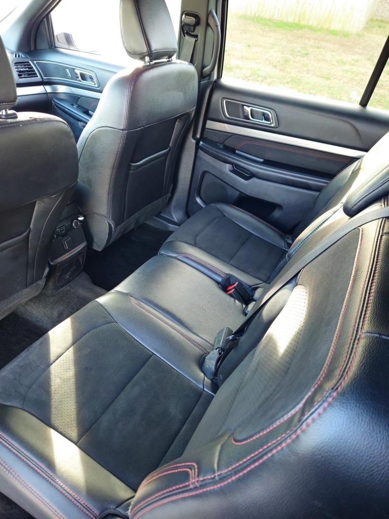 Ford Explorer XLT FWD 2018