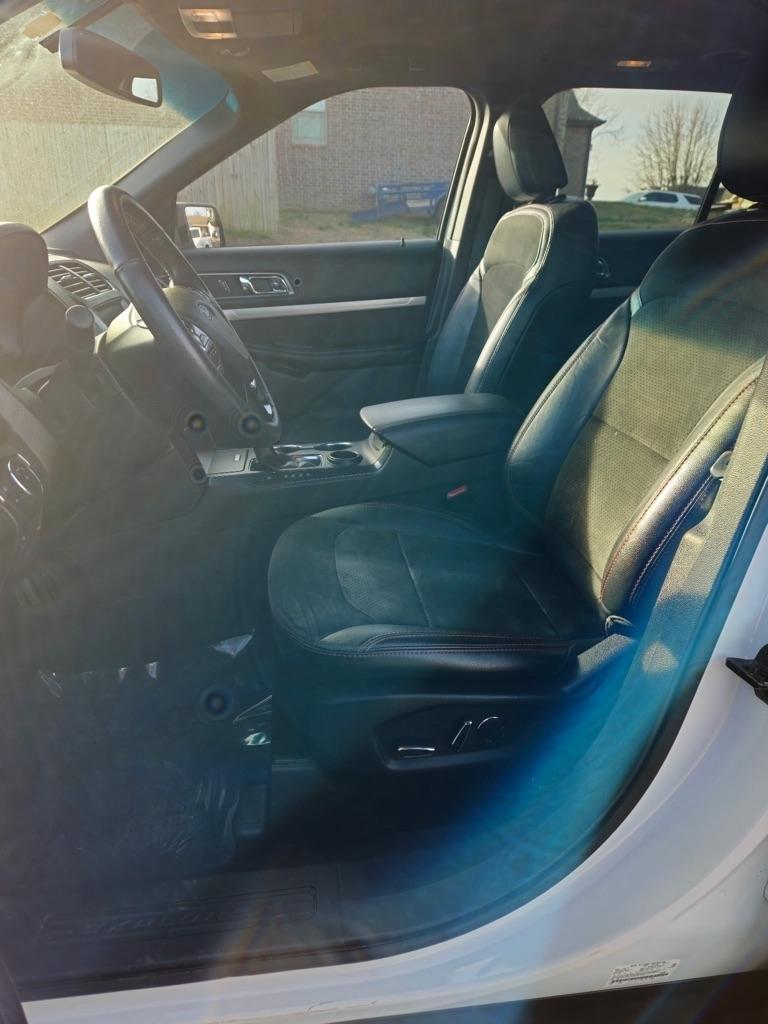 Ford Explorer XLT FWD 2018