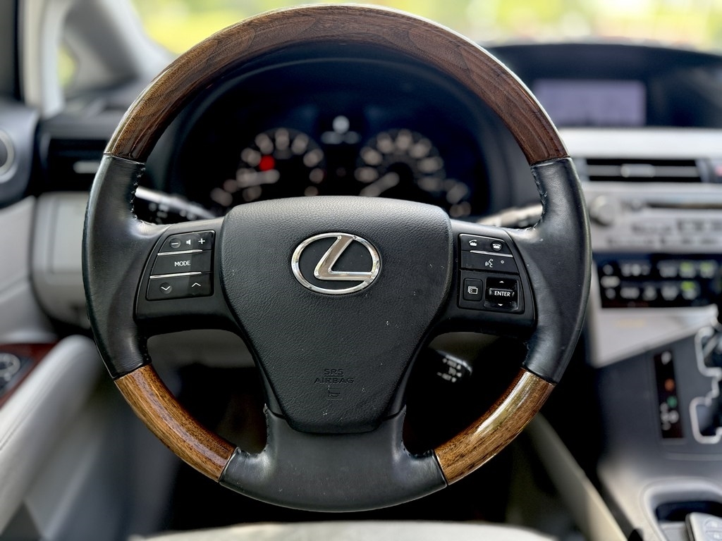 Lexus RX 350 FWD 2011