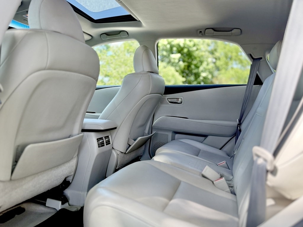 Lexus RX 350 FWD 2011