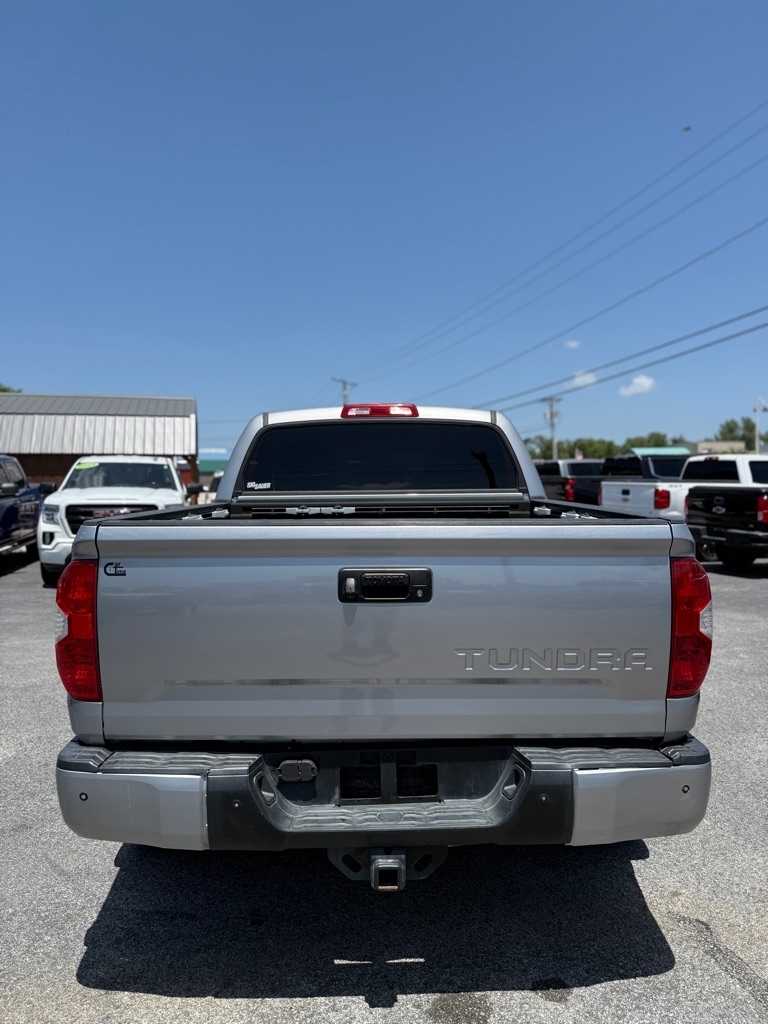 Toyota Tundra Limited 5.7L FFV CrewMax 4WD 2017