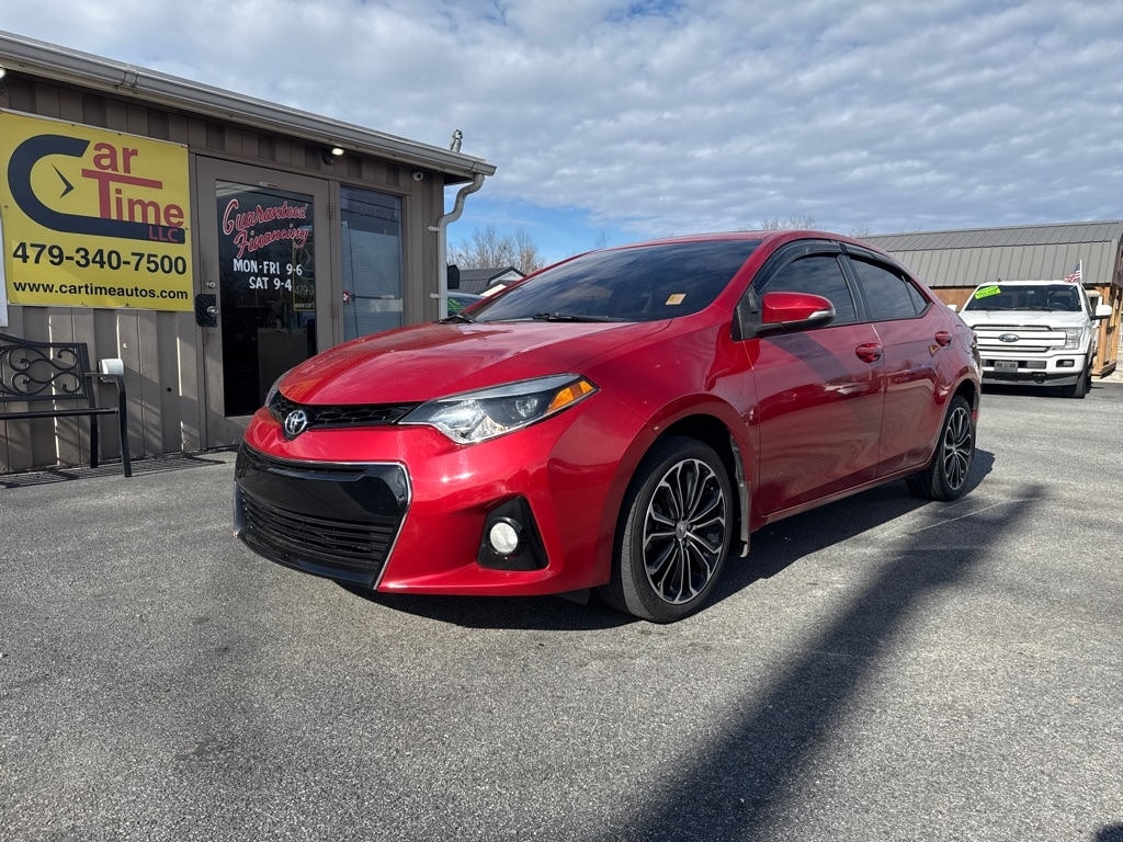 Toyota Corolla L 4-Speed AT 2016