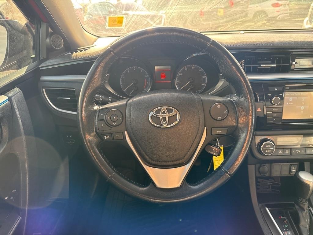 Toyota Corolla L 4-Speed AT 2016