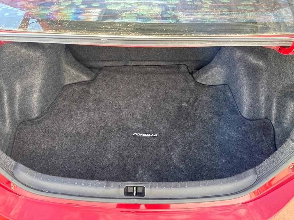 Toyota Corolla L 4-Speed AT 2016